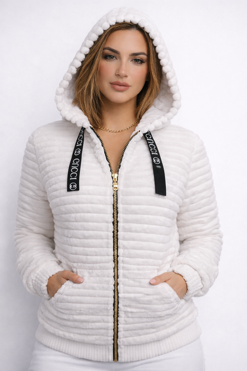 Abrigo blanco de Gucci